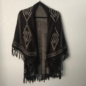 Poncho Style Southwestern Print Fringe Ruana Vest